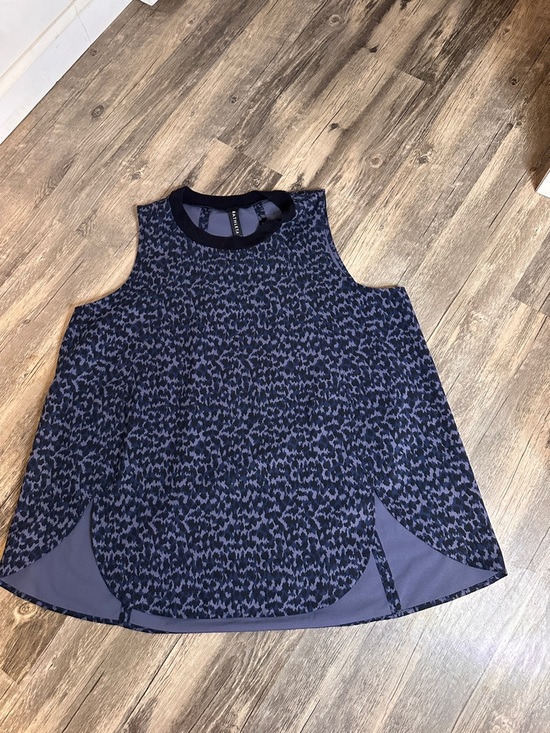 Athleta Tops - Athleta Navy and Dark Blue Printed Athletic Tank size XL